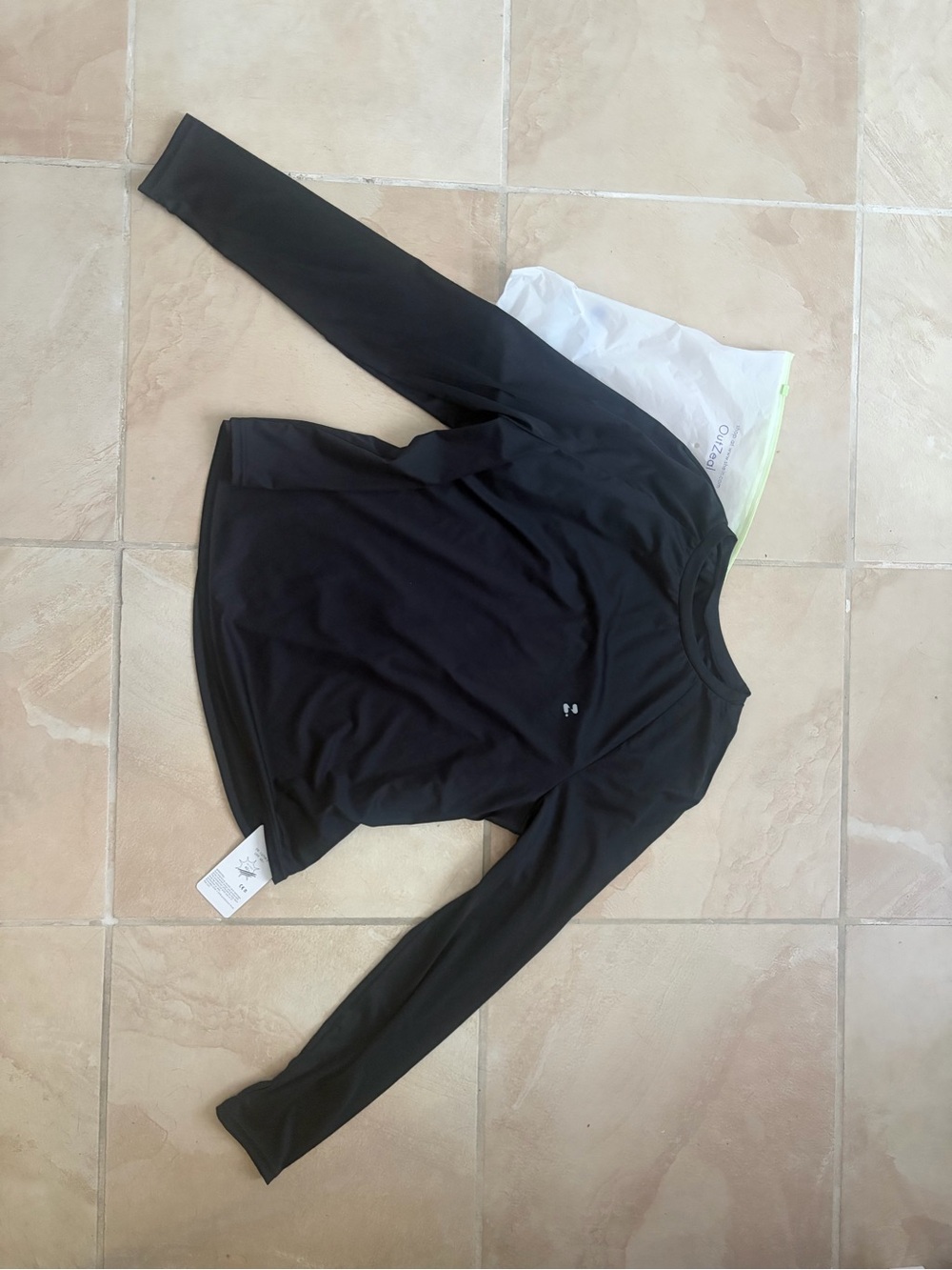 Women’s Black Long Sleeve Performance Top